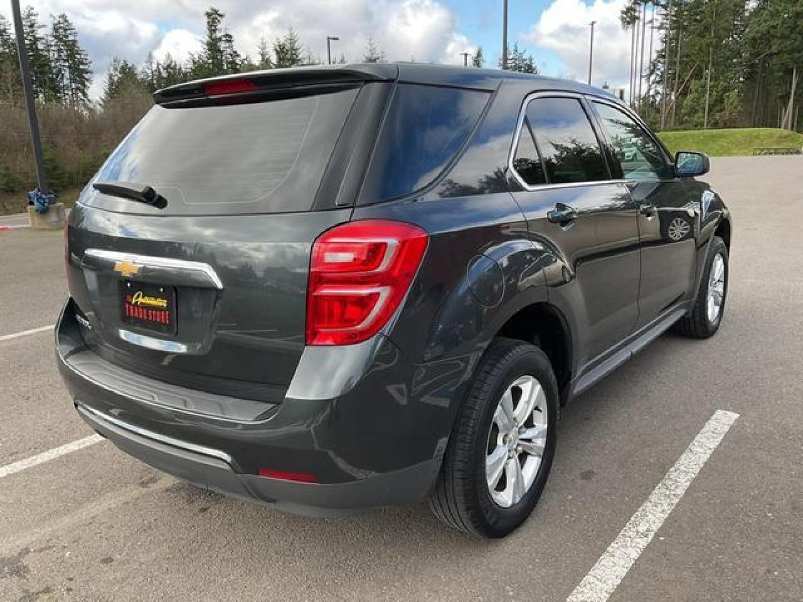2017 Gray /Black Chevrolet Equinox LS Sport Utility 4D (2GNALBEK5H1) , Auto, 6-Spd w/OD transmission, located at 1283 SE Sedgwick Road, Port Orchard, WA, 98366, (360) 876-9300, 47.505535, -122.635643 - **Dealer Statement: The Trade Store offers the nicest previously owned inventory you'll find of cars, vans, trucks and more. We offer many banks, credit unions and special financing options to fit your needs regardless of your credit, as well as sourcing of specific vehicles for qualified custom - Photo #4